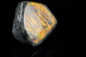 Orange Gold Labradorite full face flash